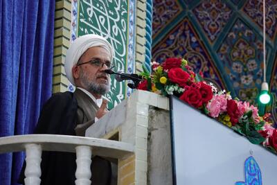  خطیب موقت جمعه کرمان: حضور در صحنه ملت ایران قدرت ملی است