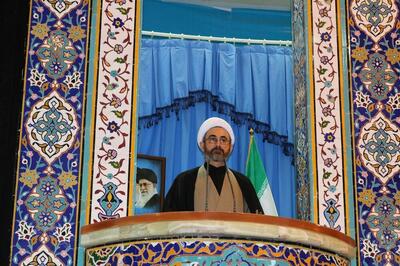  مسئولان با مهار تورم و ایجاد اشتغال پاسخ عملی به حضور حماسی مردم بدهند
