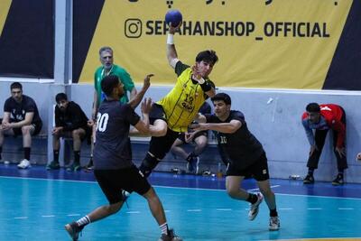  لیگ برتر هندبال مردان| پایان یک هفته رقابت هیجان انگیز با تداوم صدرنشینی استقلال و بازگشت مس به ریل پیروزی