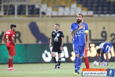  روزبه چشمی مشکلی برای دیدار استقلال مقابل الحسین نخواهد داشت