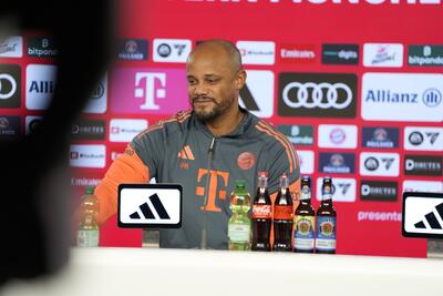  کمپانی: بهترین دروازه‌بان آلمان را داریم و برای سه جام می‌جنگیم؛ نمی‌خواهم درباره فصل آینده صحبت کنم - پارس فوتبال