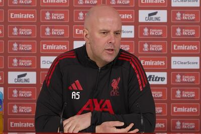  اسلوت: اهمیت ضربات ایستگاهی کاملاً واضح است؛ لیورپول برای ادامه فصل ۳ اولویت دارد - پارس فوتبال