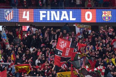  همدردی رئال بتیس با بارسلونا پس از تحقیر مقابل اتلتیکو مادرید / عکس - پارس فوتبال