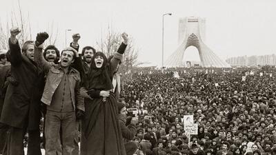  رمان‌های انقلاب نوشته می‌شوند، اما به دست مخاطب نمی‌رسند