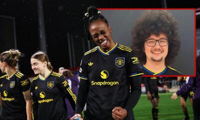  شوخی زنان منچستریونایتد با هوادار مو بلند باشگاه / عکس