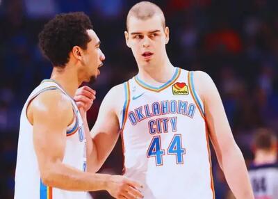  پدیده‌ای که مرگ را شکست داد تا بسکتبال بازی کند!