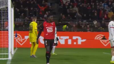  گل سوم رن به پاری سن ژرمن توسط امبولو