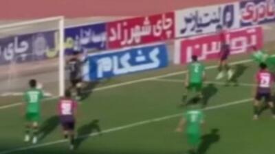  ضربه سر خطرناک کهریزی که گل نشد