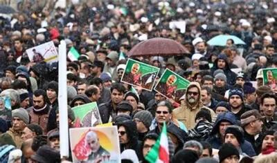  حضور حماسی آران و بیدگلی‌ها در جشن پیروزی انقلاب + فیلم