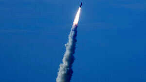  تهدید به موشکباران  دیمونا توسط مجری شبکه افق +فیلم