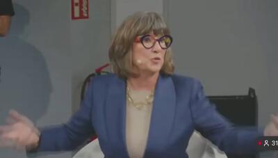  لحظه تحقیر رضا پهلوی در آنتن زنده در مونیخ+فیلم