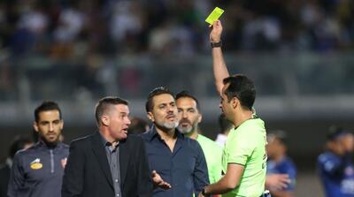  حمله طرفداران پرسپولیس به داور بازی با گل‌گهر