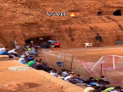  زمین فوتبال متفاوت در مراکش با ظاهری غیرمعمول!