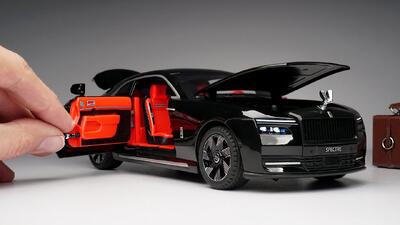  ماکت دقیق و جذاب «رولزرویس اسپکتر»