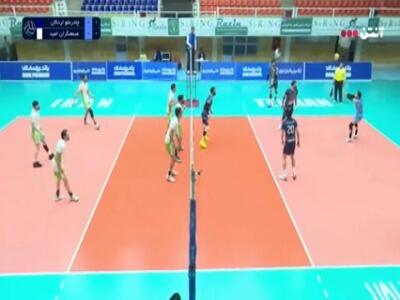  خلاصه والیبال چادرملو 0 - صنعتگران امید 3