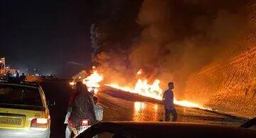  حریق خودروی حامل سوخت قاچاق در بندرعباس