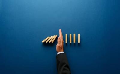  ۷ مانع مخفی که بانک‌ها جلوی وام کم درآمدها گذاشته‌اند