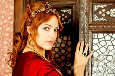  استایل جذاب خرم سلطان در قطر جلب‌توجه کرد