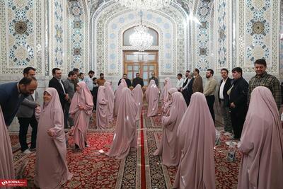  جشن عبادت دانش‌آموزان مدرسه مرآت در حرم امام رضا(ع)