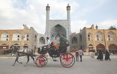  گردشگری در رکود کامل