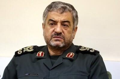  هشدار سردار جعفری به ترامپ: پاسخ‌مان به آغاز جنگ پشیمان‌کننده خواهد بود