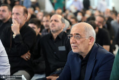  حسین علایی: هدف آمریکا از گسیل کشتی‌های جنگی به سوی ایران، تسلیم کردن کشورمان در حوزه هسته‌ای است | حاکمیت باید تلاش خود را برای تولید رضایت در مردم از طریق اتخاذ سیاست مهربانی قرار دهد