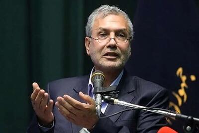  علی ربیعی: شب‌ها از غصه اتفاقات اخیر خوابم نمی‌برد/ هیچ جامعه‌ای با خارجی‌ها خوشبخت نشده و با پرچم بیگانه به سعادت نرسیده؛ اسکندر و تیمور مگر آمدند که ما را خوشبخت کنند؟/ پرچم به دست دشمن نمی‌دهیم