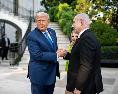  نتانیاهو به ترامپ گفت «ایرانی‌ها از موشک‌ها و نیرو‌های نیابتی دست نخواهند کشید؛ در موضوع هسته‌ای هم می‌کوشند گزینه ازسرگیری پروژه در آینده را حفظ کنند» / ترامپ تصمیم گرفته به مذاکرات تا ۲ ماه فرصت بدهد