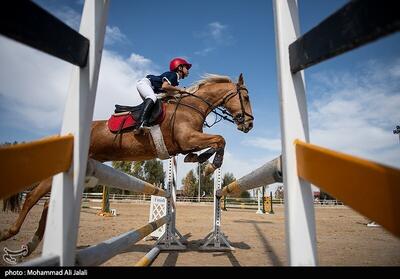  تصاویر: مسابقات منطقه‌ای پرش با اسب در قم