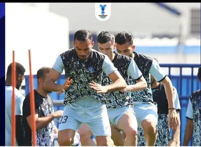  کدام بازیکنان استقلال به سفارت آمریکا رفتند؟