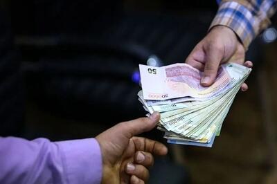  چطور دولت در یکسال دوبار حقوق را افزایش می‌دهد؟