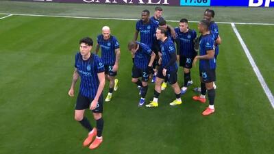  گل اول اینتر به یوونتوس (گل به خودی کامبیاسو)