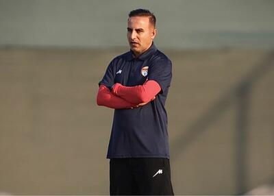  کنایه حسین کعبی به یک استقلالی؛ او به کتاب خواندن رو آورده اما زیادی کتاب خواندن هم اثر منفی می گذارد!