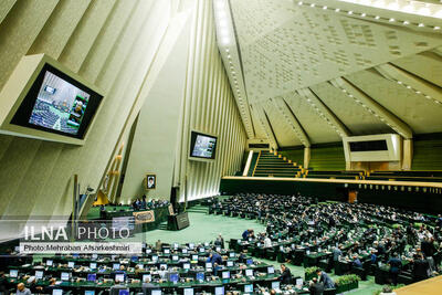  مجوز مجلس برای واردات حداقل ۵۰ هزار خودرو از مناطق آزاد