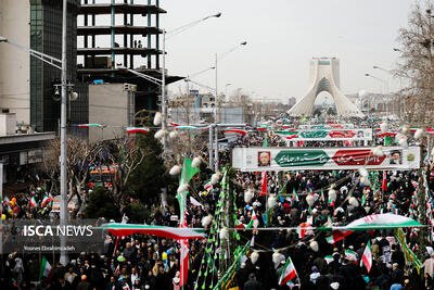  ۲۲ بهمن امسال محاسبات دشمنان جمهوری اسلامی را بر هم زد/ حضور پرشکوه مردم؛ پشتوانه ملی تیم مذاکره‌کننده