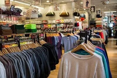  بازار پوشاک شب عید خوابید؛ کاهش ۶۰ تا ۹۰ درصدی فروش آنلاین!