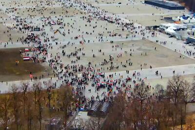  از منهتن تا مونیخ؛ تجمعات کم‌رمق با چاشنی شرکت‌کنندگان اجاره‌ای