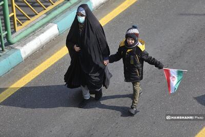  کیهان: حضور مردم در ۲۲ بهمن ۵۳% نسبت به سال گذشته افزایش داشت