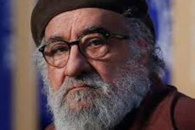  داریوش ارجمند نشان «معروف» دریافت کرد