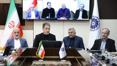  خلأهای ارتباطی بین وزارت خارجه و اتاق ایران برطرف شود | تأکید بر حمایت اتاق ایران از رویکرد اقتصادی مذاکرات