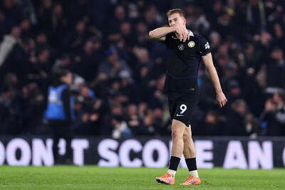  وقتی فرصت‌سوزی لیام دلپ بهترین گلزن تاریخ لیگ برتر را شوکه کرد - پارس فوتبال