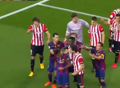  نوستالژی/ حمله بازیکنان بیلبائو به نیمار بابت دریبل (ویدیو) - پارس فوتبال