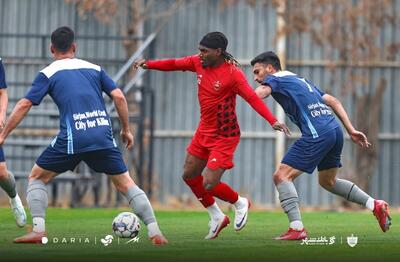  فیلم سوپرگل گل گهر به پرسپولیس از بیرون محوطه جریمه - پارس فوتبال