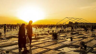  نجات‌دهنده در گور خفته است