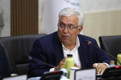  استان باید حداکثر سهم را از تسهیلات ۷۰۰ همتی صنایع بگیرد