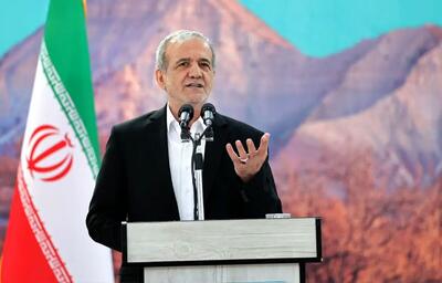  ما کشور‌های منطقه می‌توانیم با صلح و آرامش مشکلات خودمان را حل کنیم و نیازی به متولی نداریم