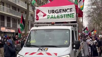  راهپیمایی همبستگی با مردم فلسطین در پاریس: «نسل‌کشی را متوقف کنید»، «ما همه فرزندان غزه هستیم»