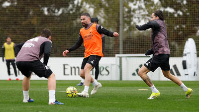  از مبل خاکستری تا ترکیب اصلی؛ صلح کاپیتان و سرمربی رئال مادرید