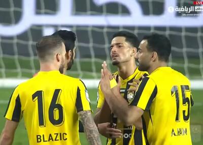  مشکوک‌ترین صحنه فوتبال امارات بدون وی‌ای‌آر!