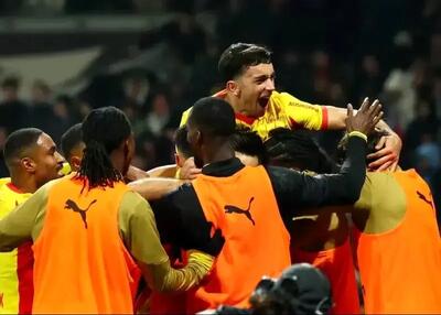  پاریس صدرنشینی را از دست داد